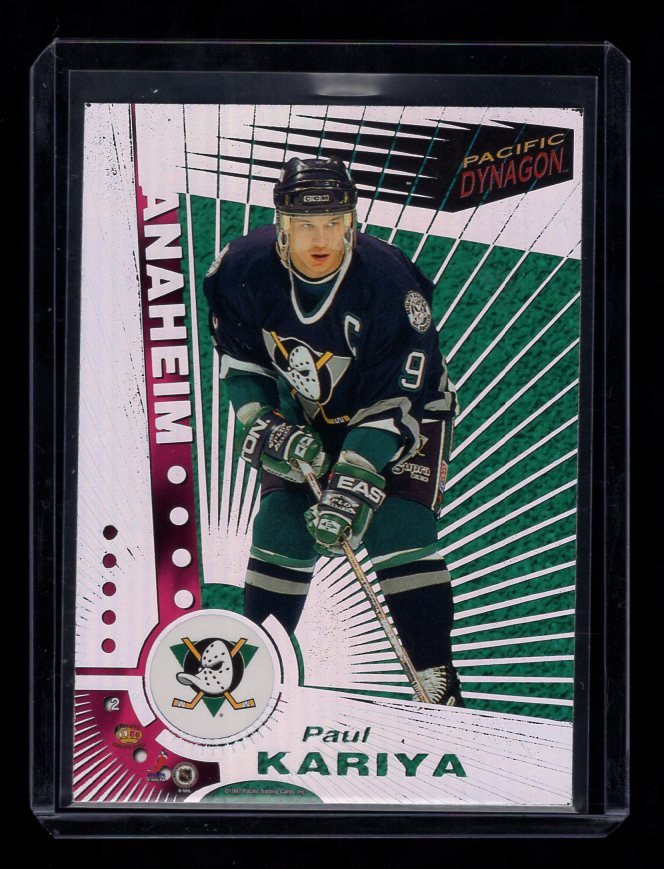 1997-98 Pacific Dynagon Tandems #2 Joe Sakic (Avalanche) / Paul Kariya (Ducks)