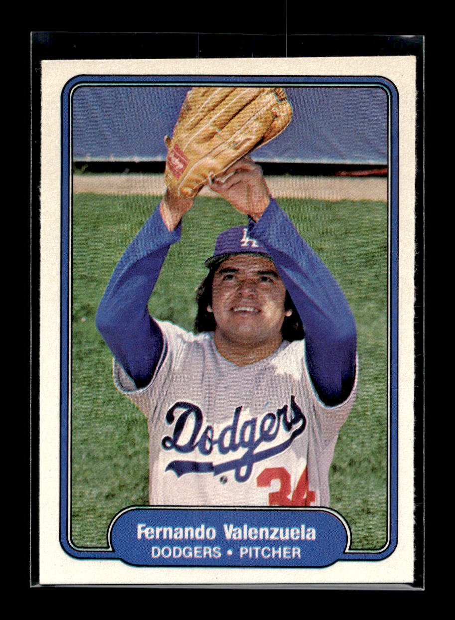 1982 Fleer #27 Fernando Valenzuela (Los Angeles Dodgers)