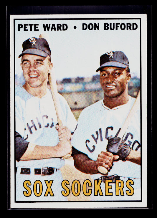1967 Topps #143 Sox Sockers/Pete Ward/Don Buford (Chicago White Sox)