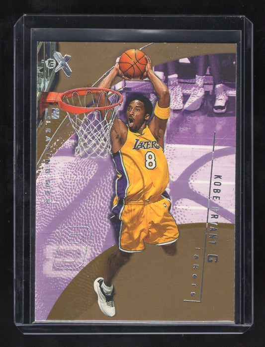 2001-02 E-X #92 Kobe Bryant (Los Angeles Lakers)