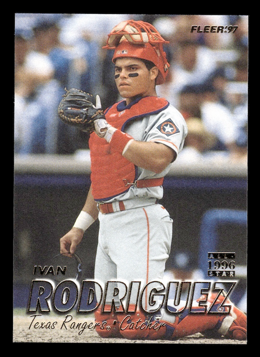 1997 Fleer #231 Ivan Rodriguez Texas Rangers)