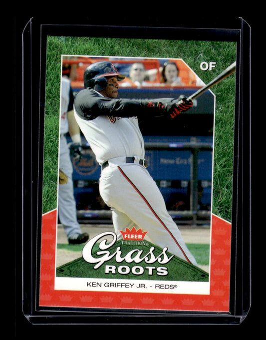 2006 Fleer Tradition Grass Roots #GR1 Ken Griffey Jr. (Cincinnati Reds)